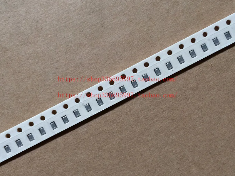 

200pcs/ GRM2195C2A102JA01D 0805 NPO 1000pF 5% 100V Murata High Frequency Chip Capacitor