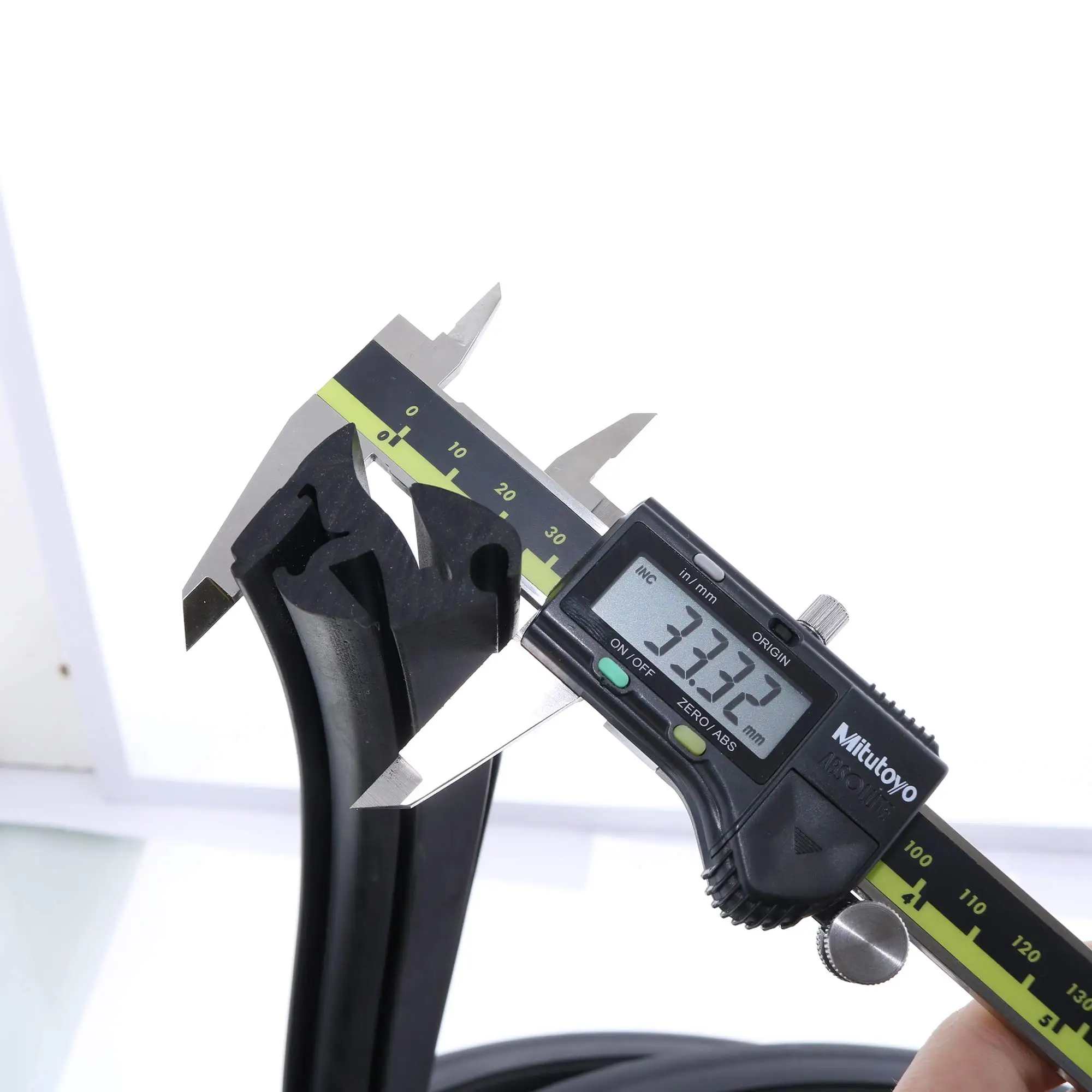 6554149 6665568 Уплотнитель окна для погрузчиков Bobcat 450 453 463 540 553 751 753 S130 S150 S160 T110 T180 T320