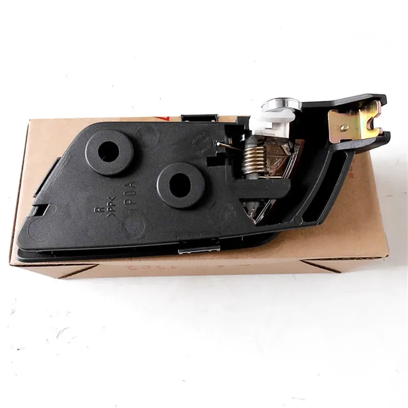 Внутренняя дверная ручка для BYD G6 внутренняя 6A-6202321