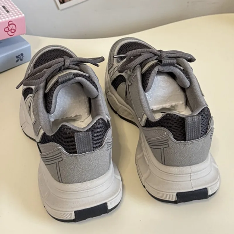 2025 женская винтажная обувь для папы на массивной платформе с низким берцем