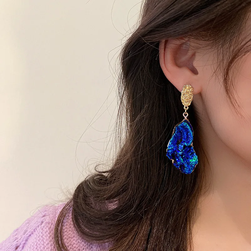 Серебряные геометрические серьги-капельки