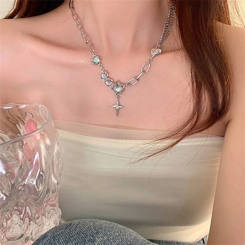 

2022 New Thorns Titanium Steel Clavicle Chain Female Niche Design Moonstone Cross Sweet Cool Hip-hop Cold Wind Fashion Necklace