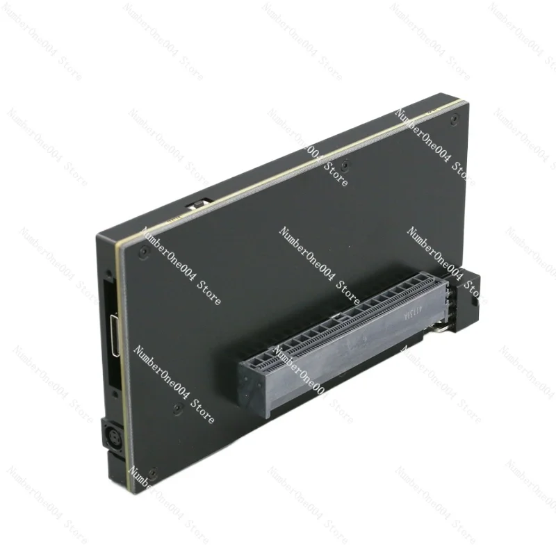 Оснащен усилением сигнала ReDriver PCI-E4.0.