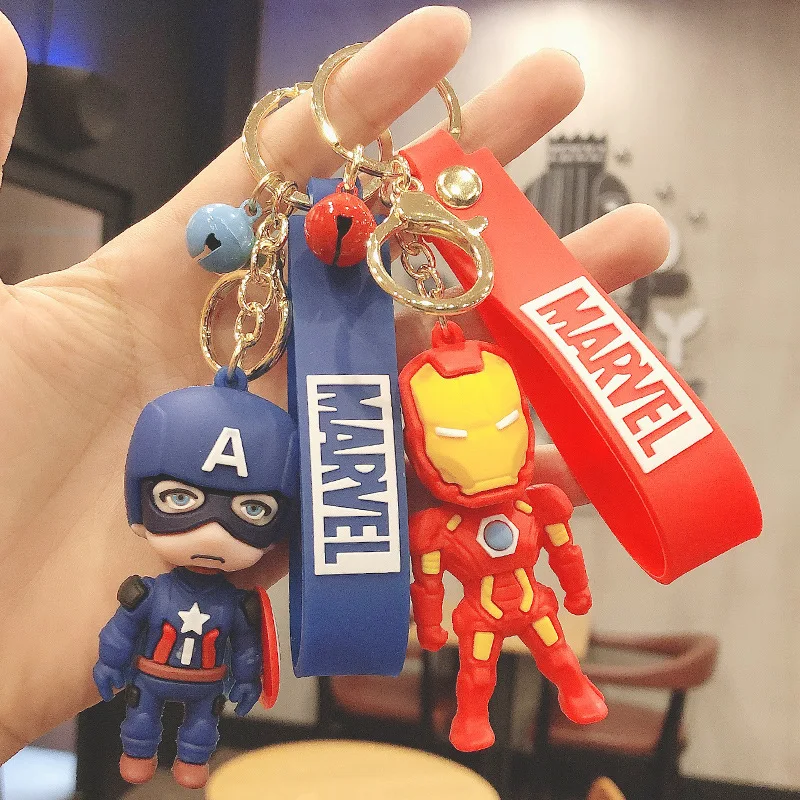 

Anime Marvel Keychain Super Heros Iron Man Spiderman Hulk Deadpool Keyring Ornament Key Chain Car Pendant Kids Gift