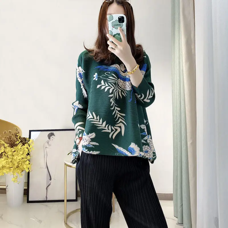 

Retro Chinese wind loose large size thin wild top 2022 spring and summer new fashion pleated long-sleeved T-shirt female