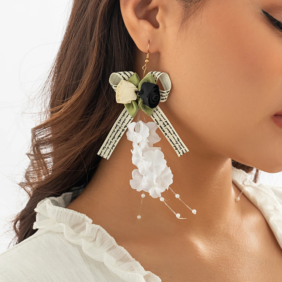 

Elegant Flower and Bow Drop Earrings for Women Trendy Charms Wedding Long Hanging Earrings 2023 Fashion Jewelry Accessories Gift