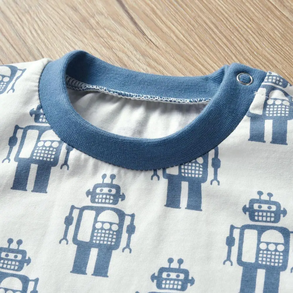 Детский комбинезон из тонкого хлопка с длинным рукавом |