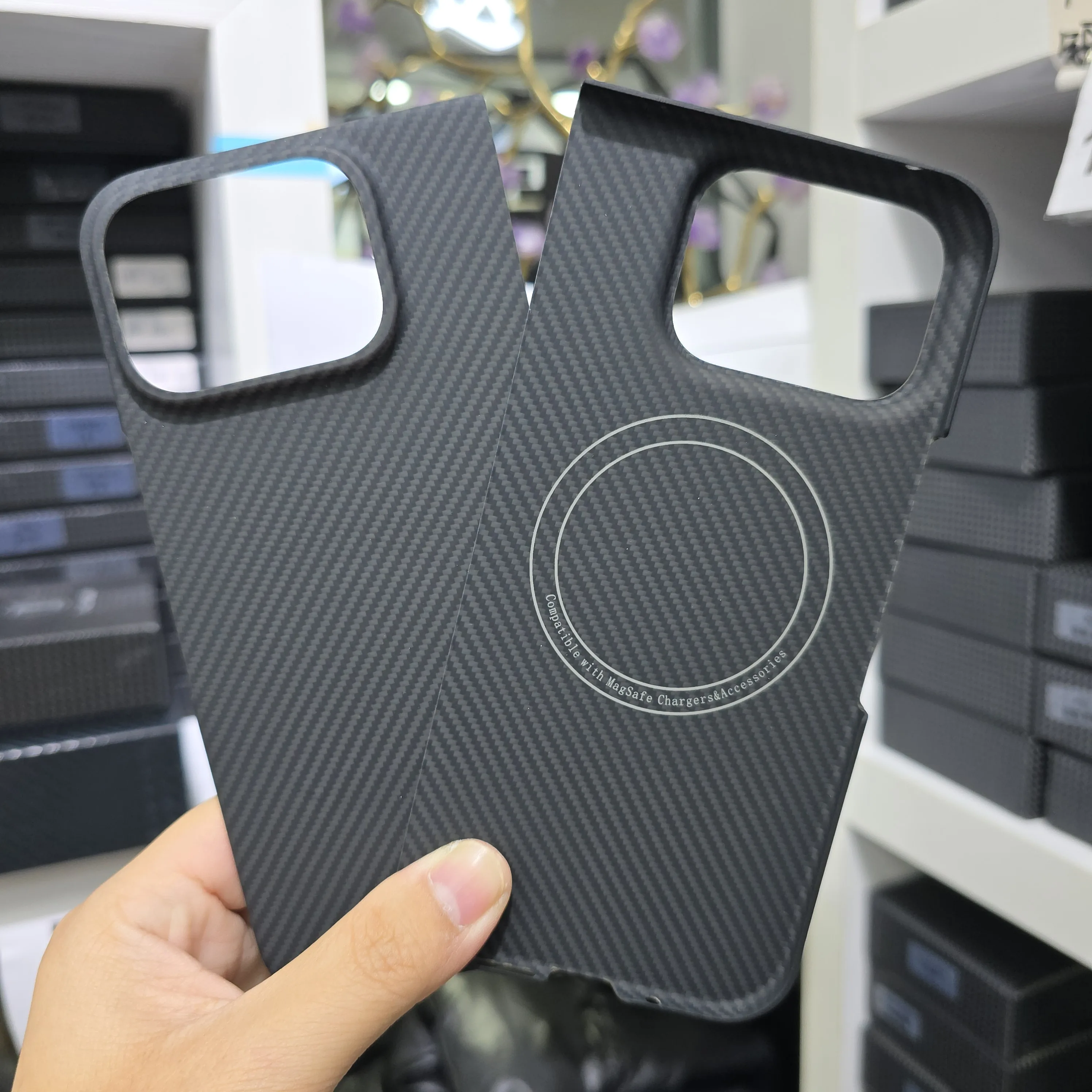 Роскошный 600D Magsafe магнитный беспроводной зарядный чехол из углеродного волокна