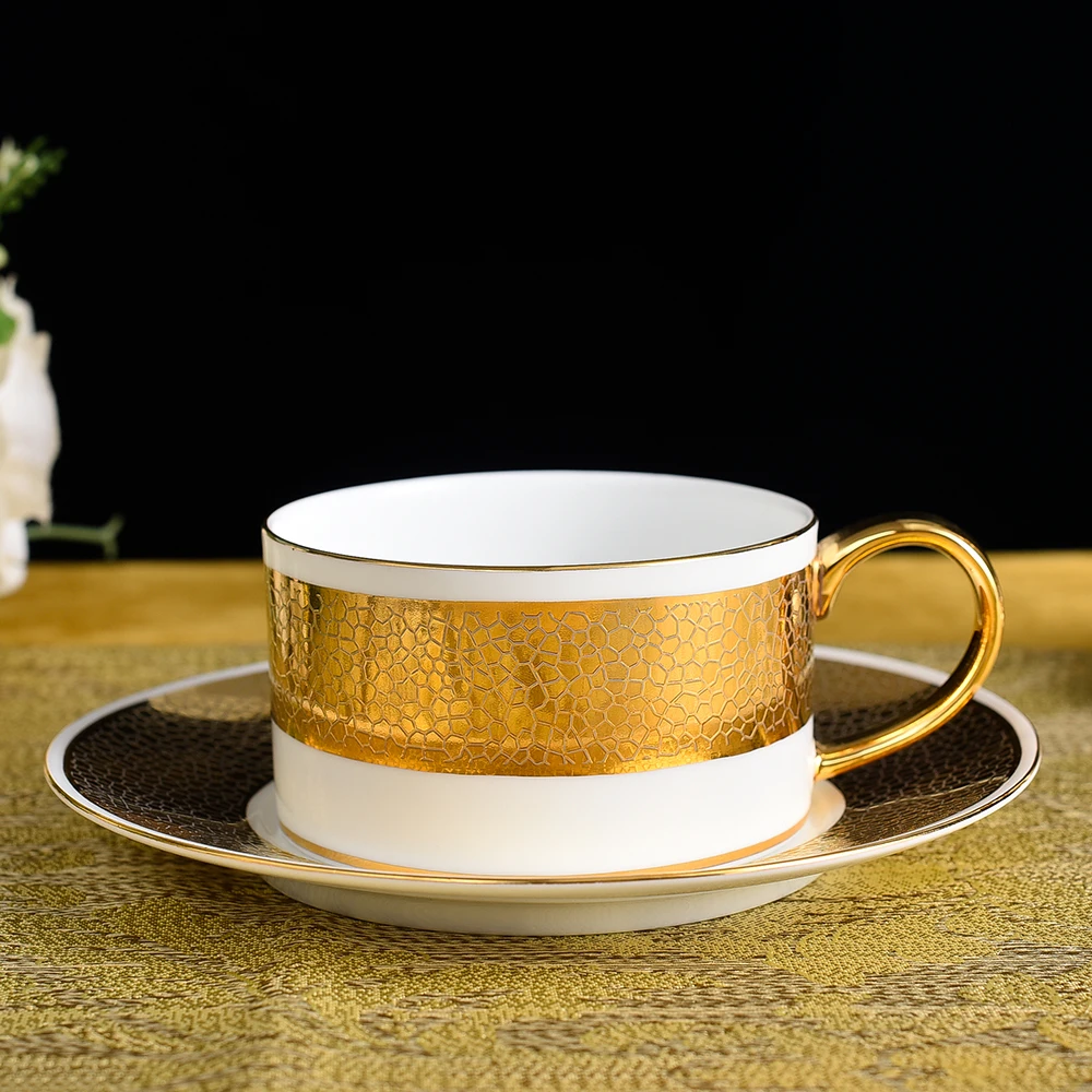 

Free Shipping Wholesale High Quality Elegant Coffee Mug Classic Style Relief Gold Coffee Tea Cup And Saucer Set Ceramic