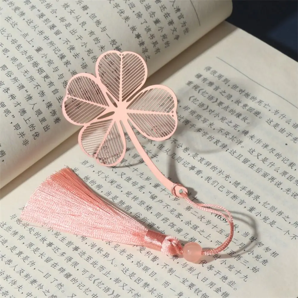 

Student Stationery Teachers'Day Gift Book Paginator Hollowed Leaf Flower Bookmark Book Page Marker Metal Reading Bookmark