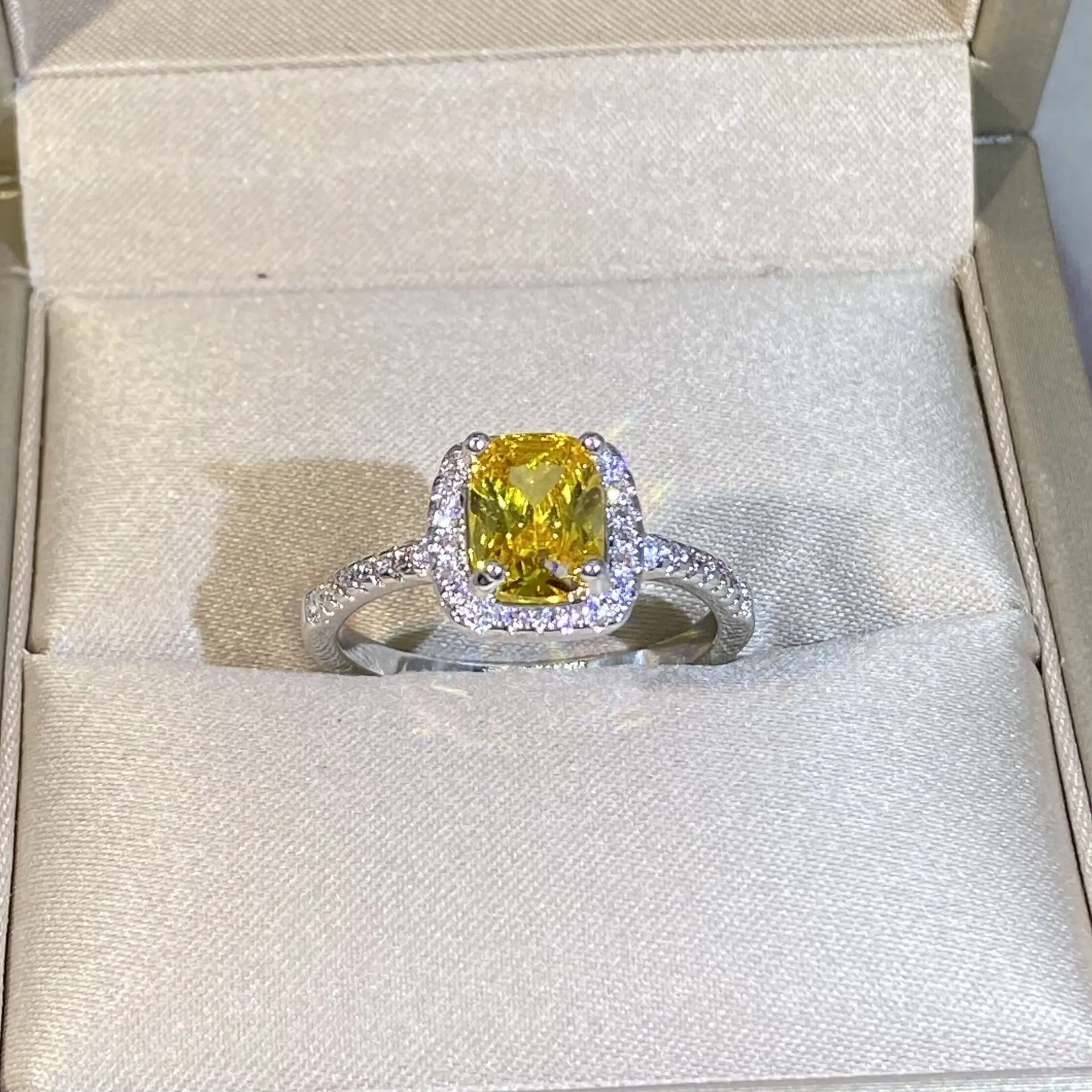 

100% 925 Sterling Silver Origin Topaz Jewelry Ring for Women Wedding Bands Topaz Gemstone Jewelry Anillos De Bizuteria Females