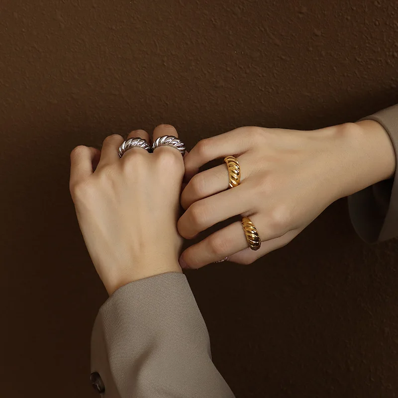 

Woman Ring Vintage Ins Style Line Wave Shaped Ring Heavy Industry Ring Tail Ring Women's Gift Jewelry Wholesale