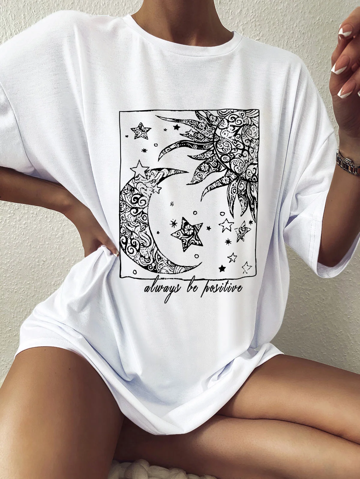 Женская футболка в стиле бохо из натурального хлопка |