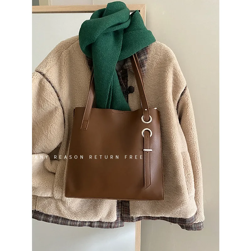 

Simple Solid Pu Women's Tote Bag Designer Large Capacity Underarm Handbag Ladies Luxury Brand Leather Woman Shoulder Bags 2022