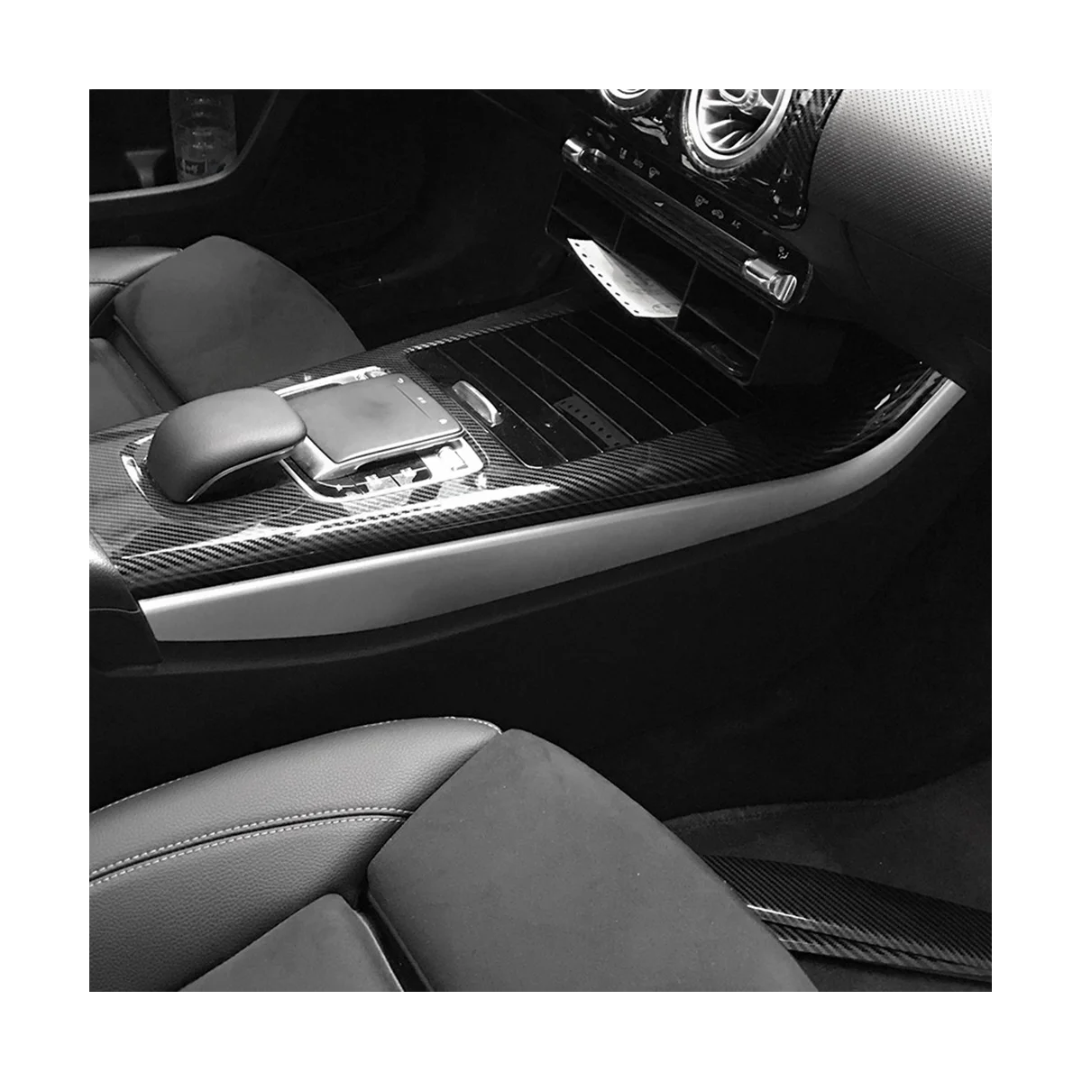 

Декоративные боковые наклейки для панели автомобильной консоли Mercedes Benz A CLA Class W177 C118 A180 A200 A220 (серебристые)