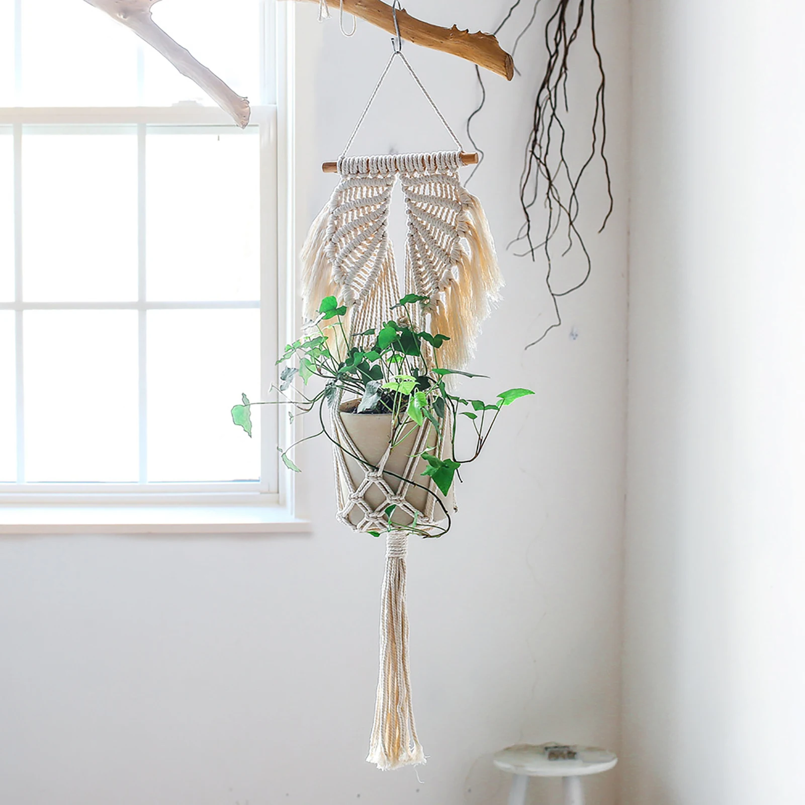 

Hand-Woven Plant HangersIndoor And Outdoor Flower Pot Net Pockets Multi-Functional Indoor Wall Mounted Planters Basket Holder