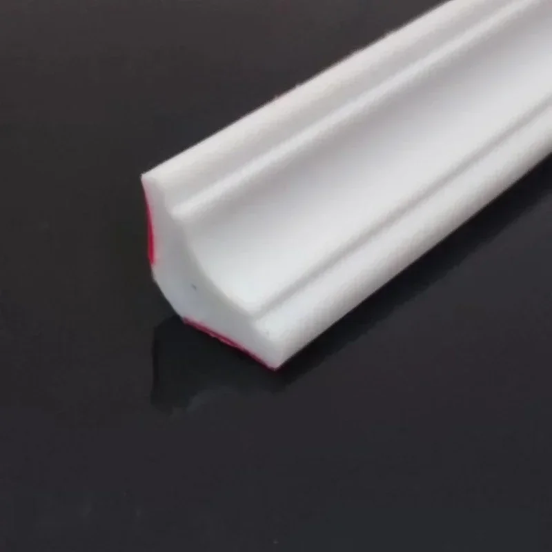 

Водостойкая самоклеящаяся угловая лента ТПЭ 1 метр