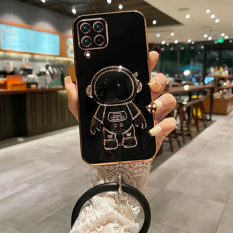 

Luxury Bracelet Astronaut Case For Samsung A42 5G Holder phone Cases For Samsung galaxy A42 Protection Cover Case A42 A12 M42