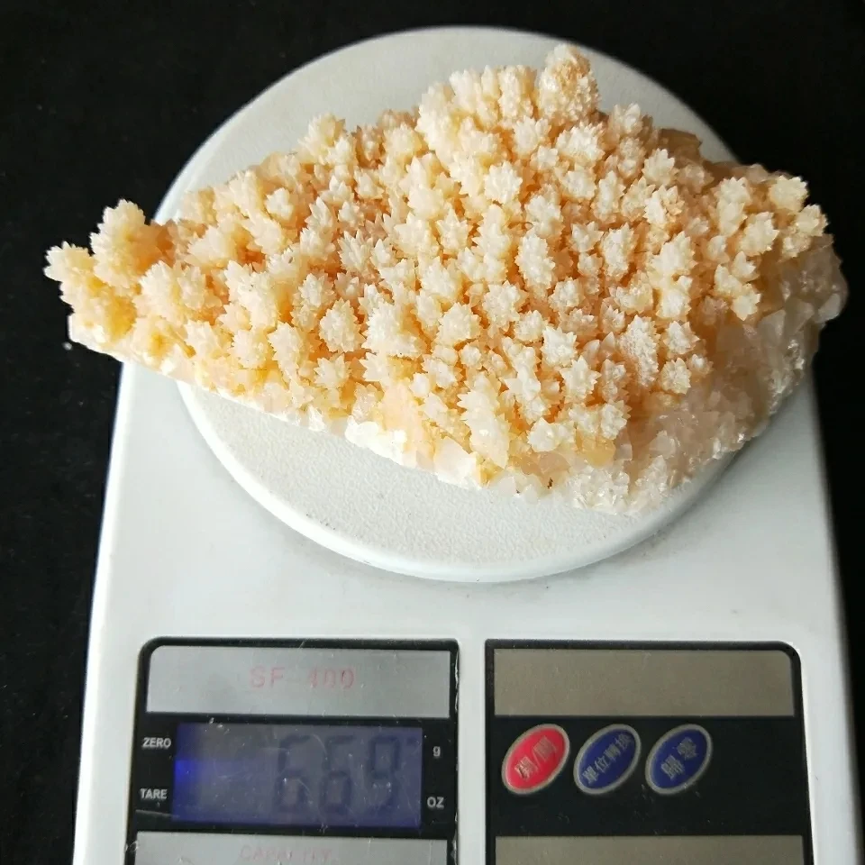 Clearance 1Kg Pure Natural White Crystal Cluster Yellow Stalactite Crystal Stone Strange Stone Crystal Flower Karst Cave Decorat