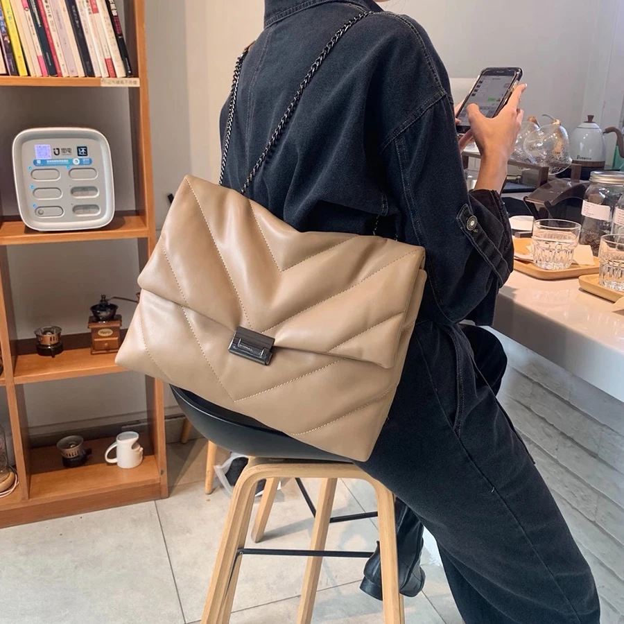 

Big Chain Tote Women Shoulder Bag Fashion Large Capacity Messenger Bags for Women 2020 Solid Color Crossbody Bag Women's Bags
