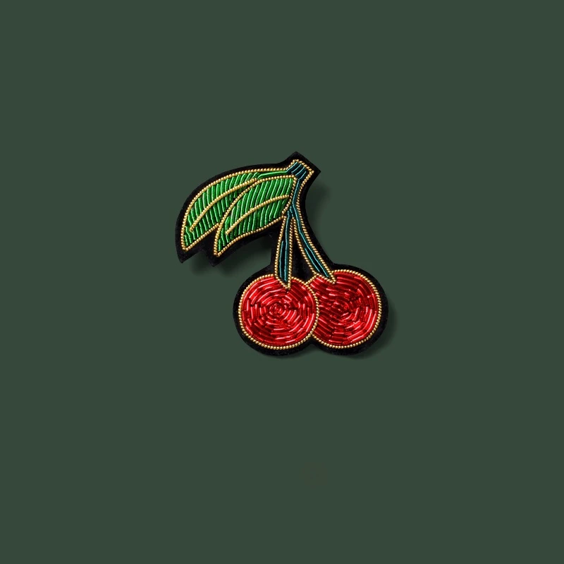 

Fashion Brooch Indian Silk Metallic Wire Thread Hand Embroidery Cherry Patch Cannetille Badge Pin Garment Bag Hat Decor Applique