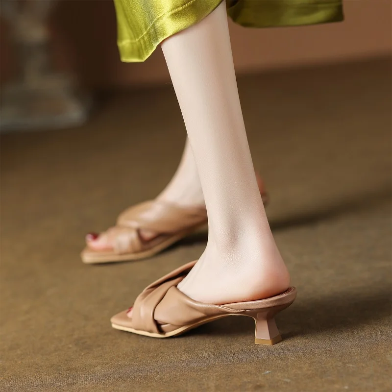 Microfiber Women Shoes 2023 New Mid Heel Shoe Women's Summer Outdoor Fashion Versatile Casual Thin Heel Women's Sandals