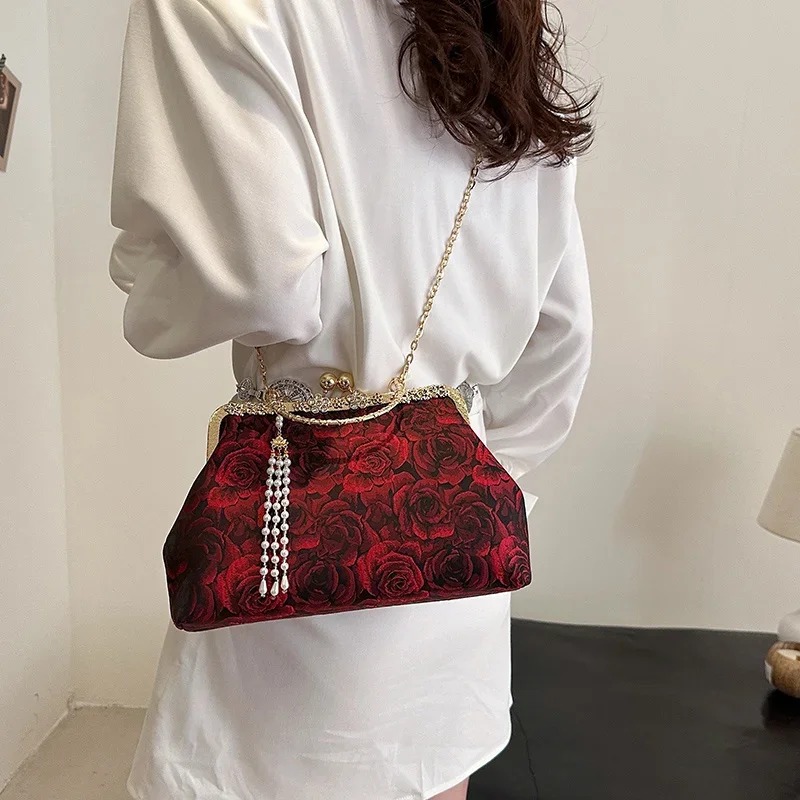 Дизайнерская Женская Сумка Через Плечо С Красной Розой И Цепочкой Клатч