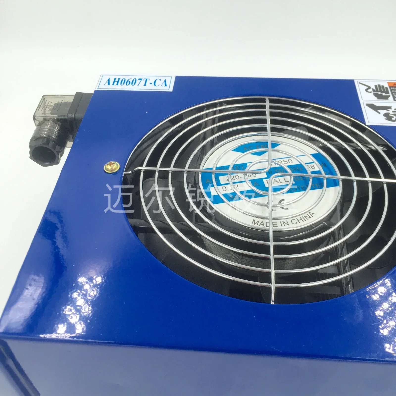 Гидравлический масляный радиатор с охлаждением воздуха