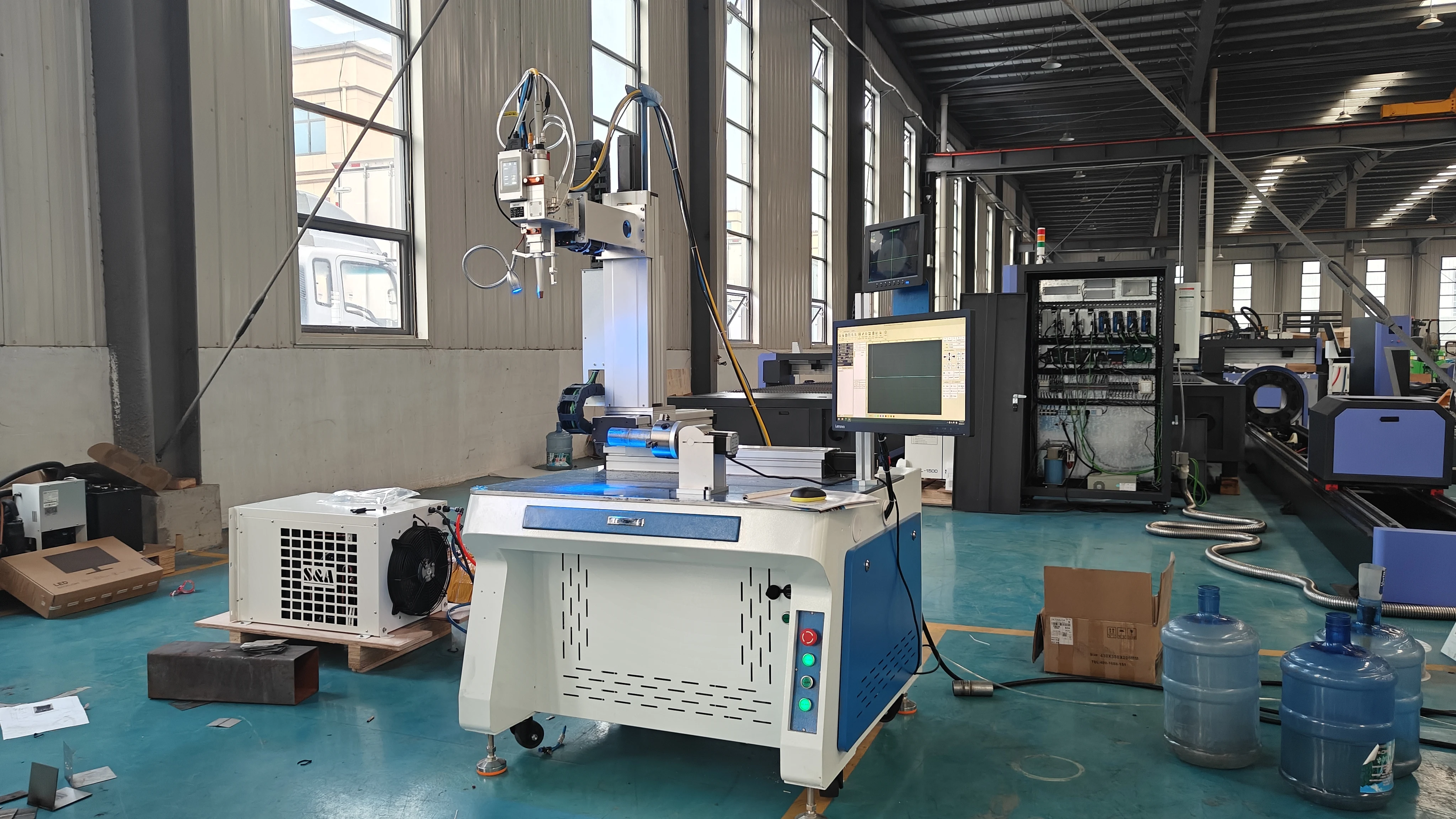 QCW оптическое волокно автоматический лазерный аппарат для точечной сварки