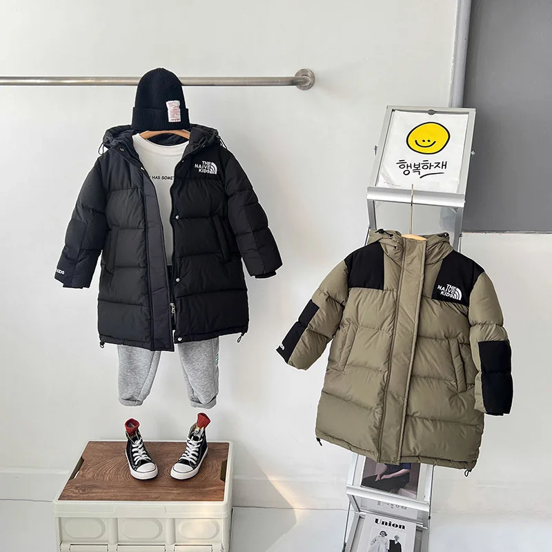 

Пуховик для мальчиков, куртка, хлопковая верхняя одежда, 2023 черная утепленная бархатная зимняя теплая меховая одежда, рождественский подар...