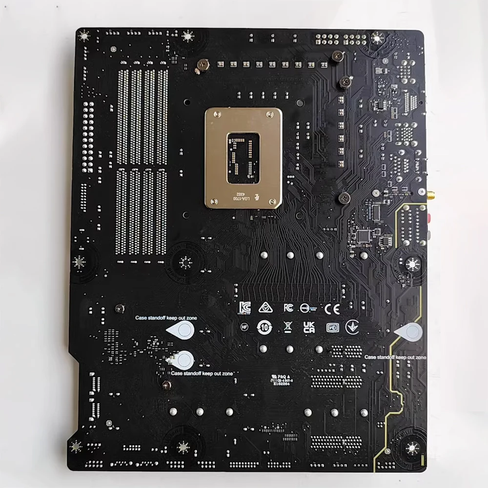 Для материнской платы MSI PRO Z790-P WiFi D4