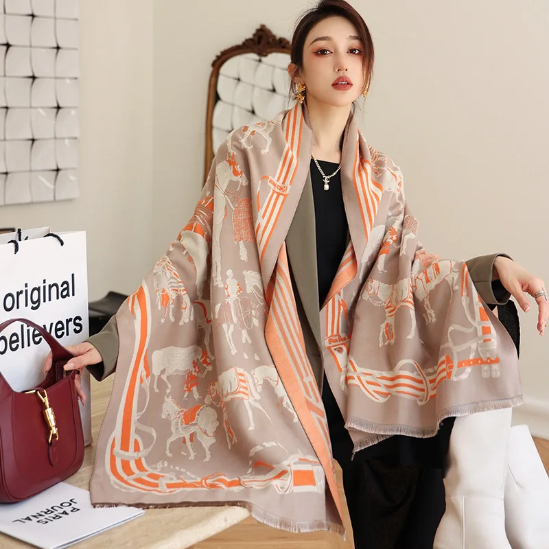 

2022 Winter Wool Beach Towel Luxury Dustproof Cashmere Scarves Popular Carriage Print Bandanna Fashion 190X65CM Sunscreen Shawls