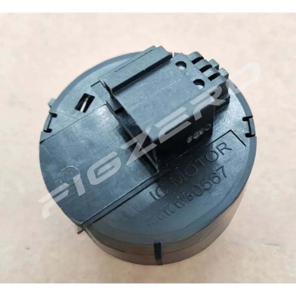 Фото Кнопка управления стеклоподъемником/люком Figzero (серая, новая) для Roewe RX5, RX3, MG ZS №4