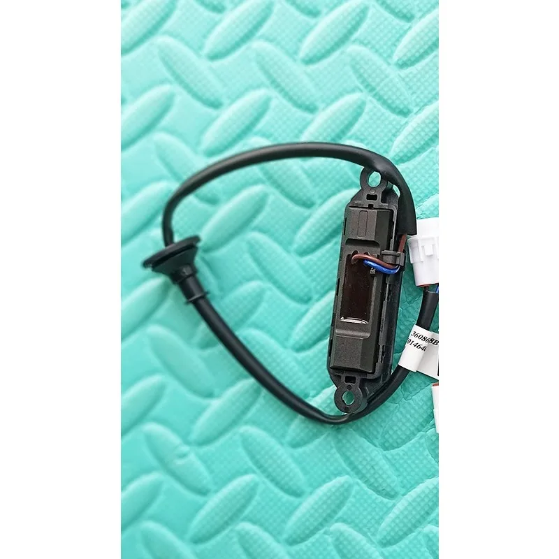 Оригинальный переключатель замка багажника 3608400 XKW09B 3608600 XSZ08B 6305900 XKU00B для Haval Chidu