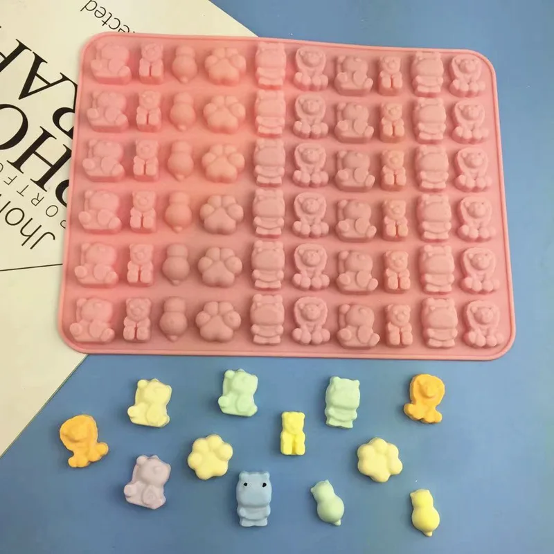 

Fudge Gum QQ Sugar Mold Silicone Cartoon Fuzi Bear Drop Glue DIY Material Mold Chocolate Mold