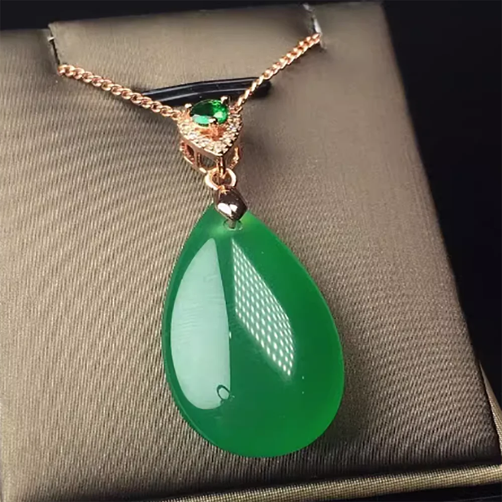 Подвеска из натурального жадеита Мьянмы Laokeng класса А полностью зеленого цвета