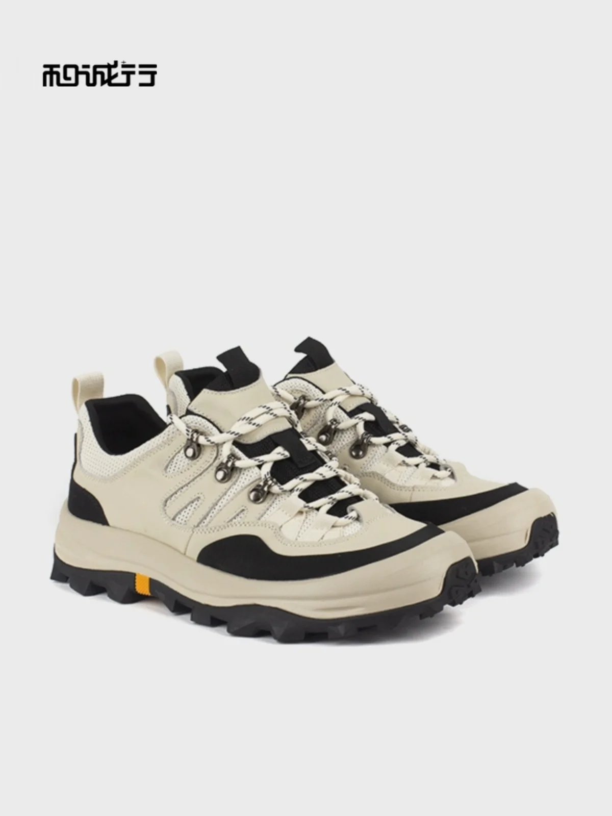 Hechengxing/2024 весенняя новая универсальная повседневная обувь на дышащей платформе