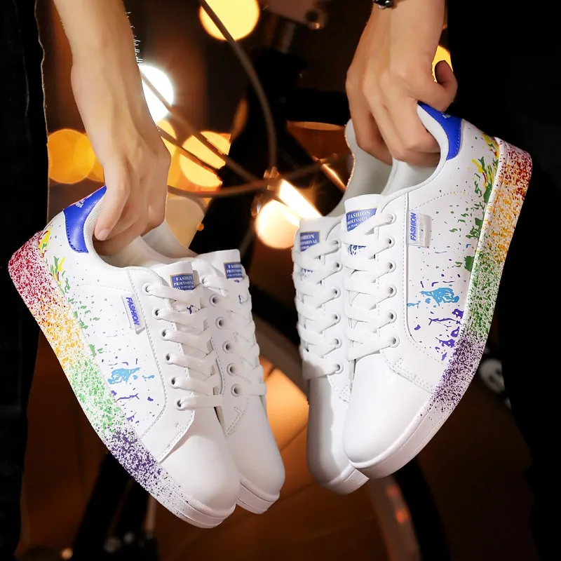 Men Casual Sneakers Couple Shoes White Shoes Graffiti Fashion Men's Running Shoes Trendy Lace-Up Cheap Flat Sneakers Women Shoes