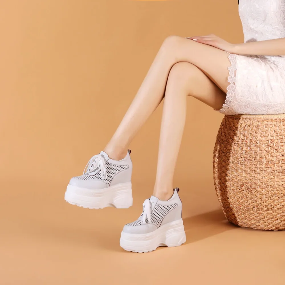 Кроссовки на танкетке из натуральной кожи 14 см летние туфли очень высоком