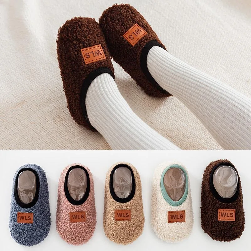 

Baby Girls Cotton Shoes Retro Spring Autumn Toddlers Prewalkers Cotton Shoes Infant Soft Bottom First Walkers for Kids