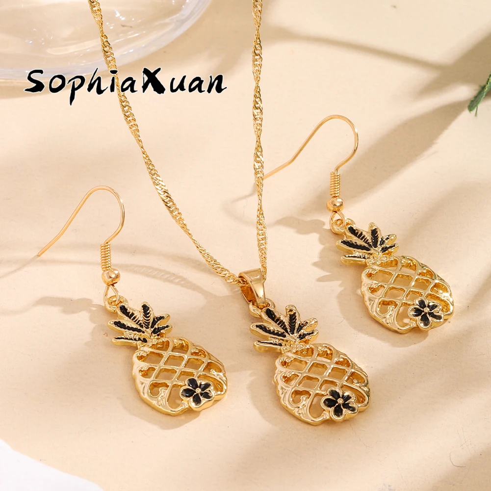 

SophiaXuan Hawaiian Necklaces Earrings Set Popular Fashion Pineapple Turtle Leaf Flower Pendant Necklaces Earrings Set for Women