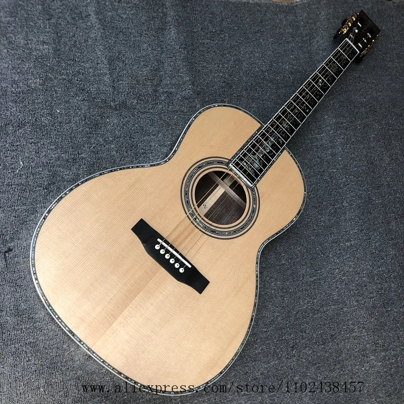 

Custom guitar, solid spruce top, ebony fingerboard, rosewood sides and back, 39 "ooo high-quality 42 series acoustic guitarras