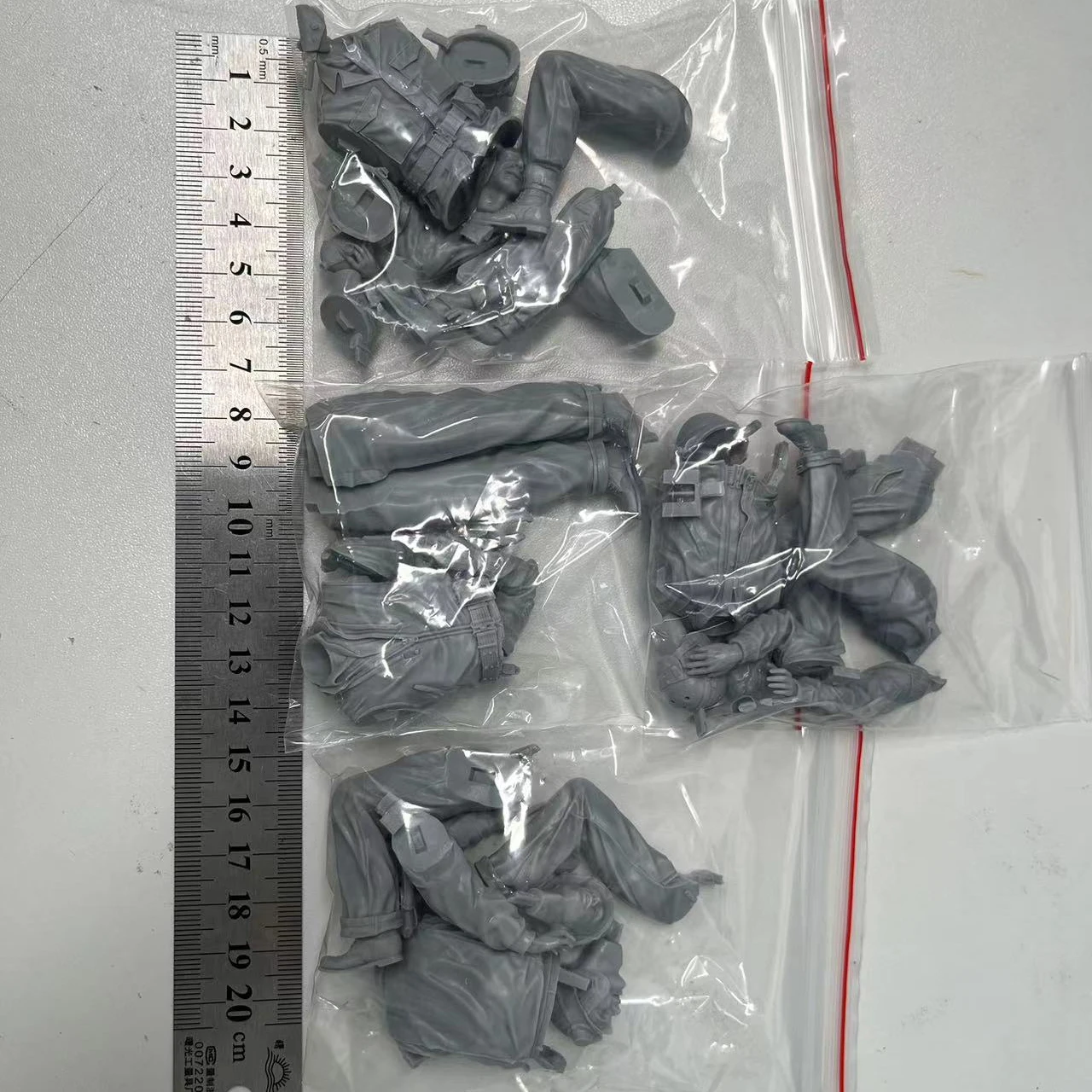 Масштаб 1/16 статуэтка из смолы модель в сборе модели солдатика армии 4 человека