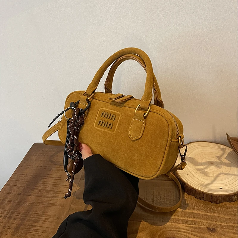 Женская матовая сумка для боулинга в стиле ретро