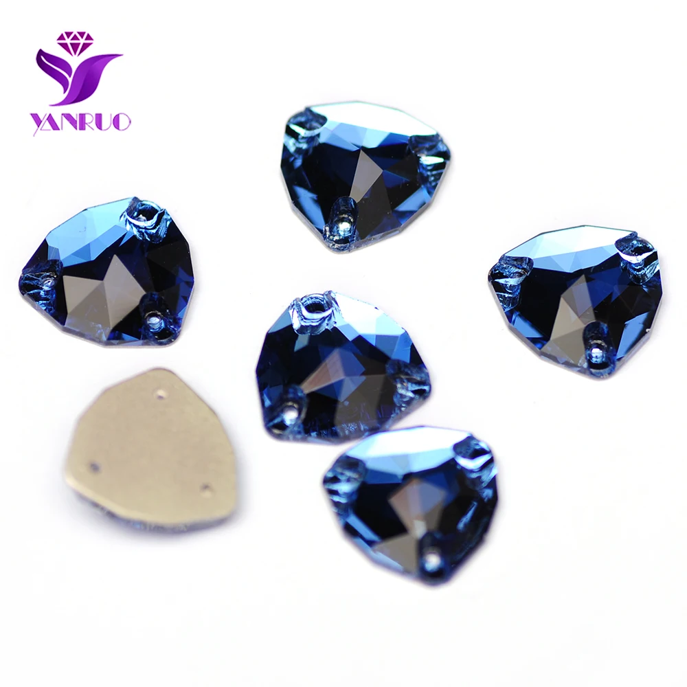 Triangle sapphire. Стразы sapphire. триллиант. сапфировый треугольник. серьги с сапфирами треугольник.