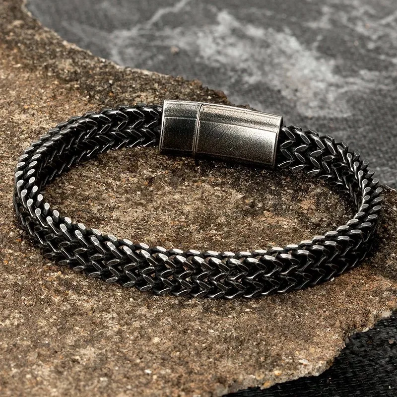 

New Punk Fashion Men Stainless Steel Woven Double-row Front Titanium Steel and Back Keel Magnet Buckle Bracelet Bracelet Gift