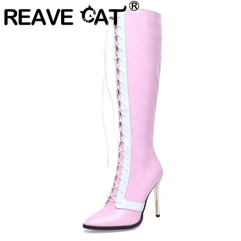 

Женские сапоги с острым носком REAVE CAT, высокие сапоги до колена на тонком каблуке 11 см, милые сапоги больших размеров 34-46 с молнией и шнуровкой...