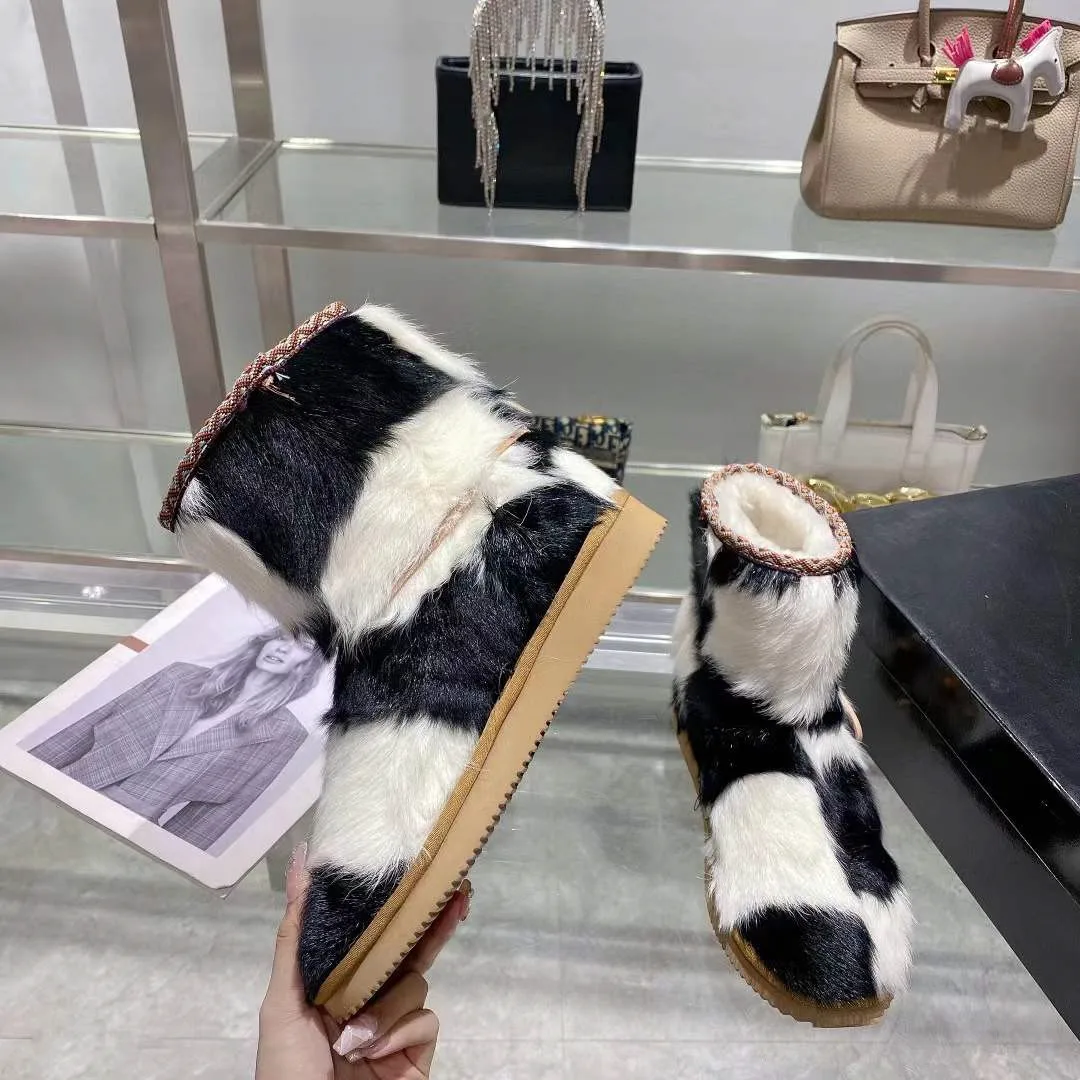 Sheepskin and Wool Integrated Snow Boots Women's Medium Tube Ethnic Boots Wool Warm Shoes Thick Soled Antifreeze Cotton Shoes