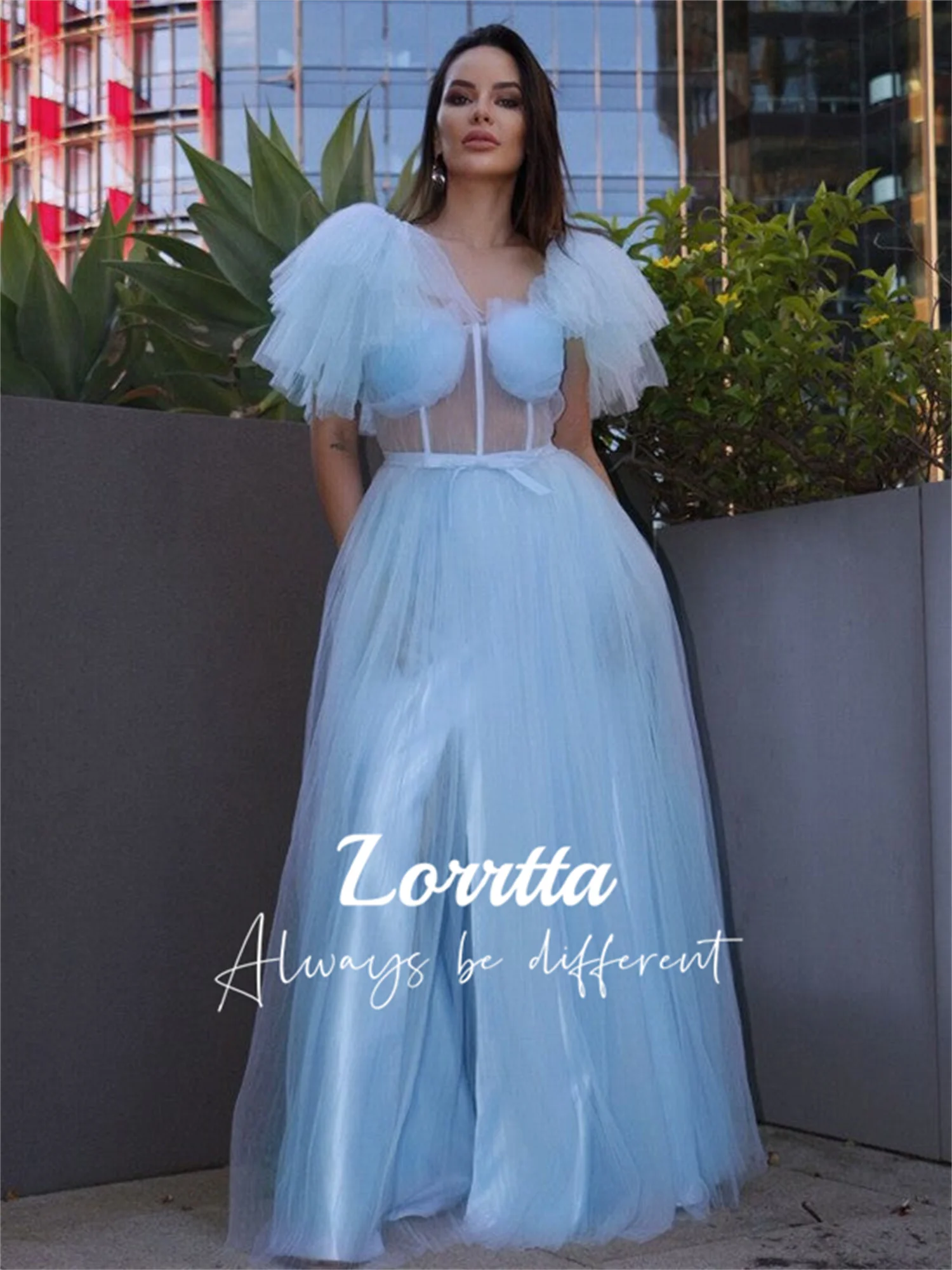 

Lorrtta Light Blue Pleated Tulle Ball Gown Sweetheart Tiered Puff Sleeve A-Line Ball Gown Bow Belted Long Wedding Party Dress