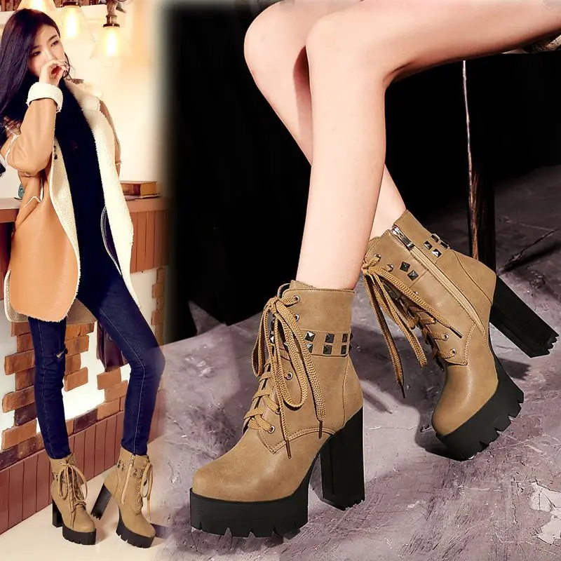 

Женские ботинки с заклепками, короткие ботинки на высоком квадратном каблуке, на шнуровке